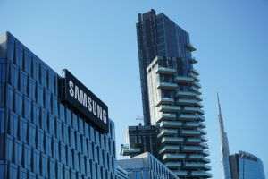 Reuters: Samsung şi Broadcom au semnat un parteneriat de peste 200 de miliarde de dolari în domeniul cipurilor AI